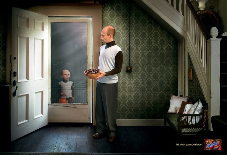 Ejemplo de publicidad de Halloween: Snickers