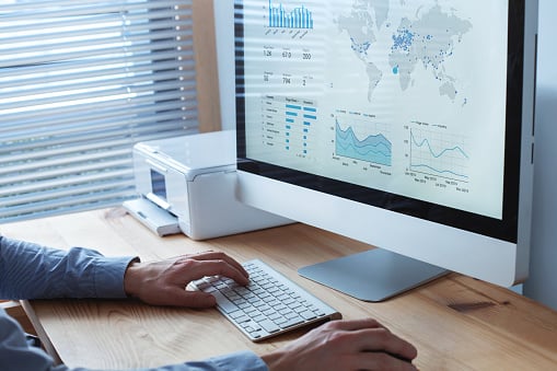 Análisis de datos: qué es y cómo hacerlo (con ejemplos)